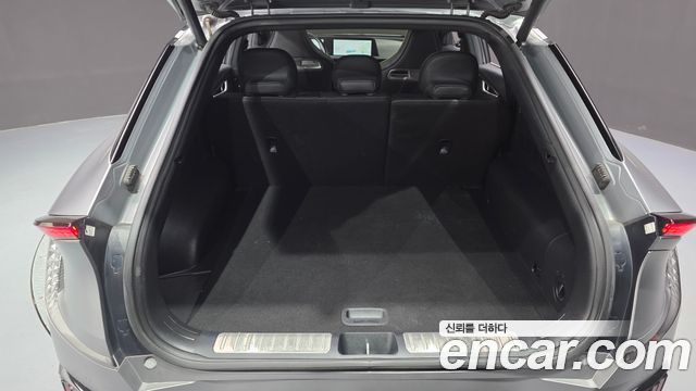 Kia EV6 2023 — photo 25