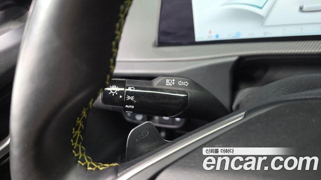Kia EV6 2023 — photo 28