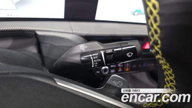 Kia EV6 2023 — photo 29