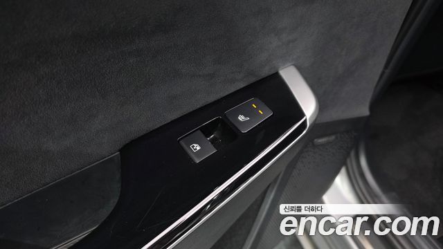 Kia EV6 2023 — photo 30