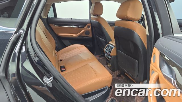 BMW X6 2016 — photo 11