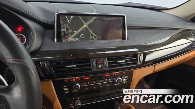 BMW X6 2016 — photo 12
