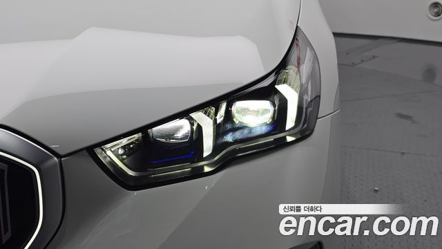 BMW 5-Series 2025 — photo 8