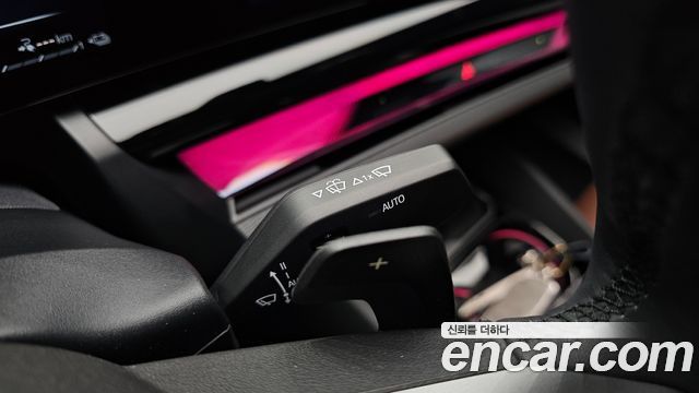 BMW 5-Series 2025 — photo 33