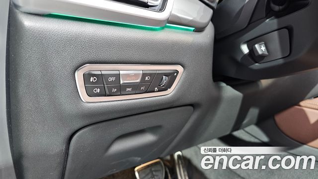 BMW X6 2020 — photo 28