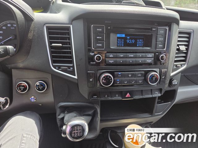 Hyundai Solati 2015 — photo 6
