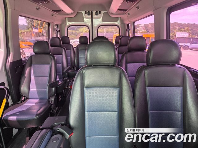 Hyundai Solati 2015 — photo 9
