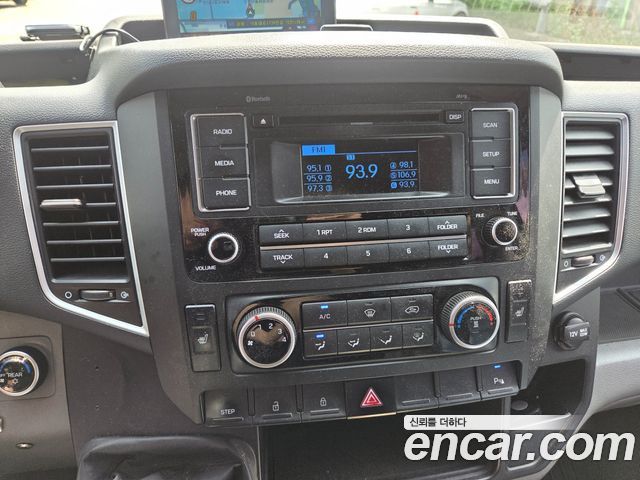 Hyundai Solati 2015 — photo 12