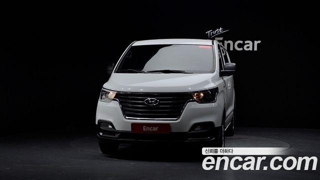 Hyundai Starex 2019 — photo 3