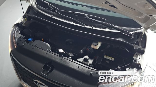 Hyundai Starex 2019 — photo 6