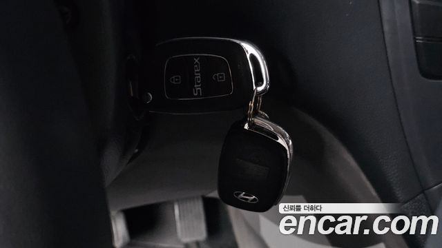 Hyundai Starex 2019 — photo 30