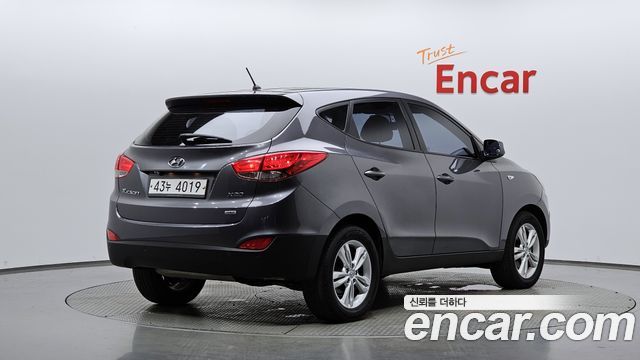 Hyundai Tucson 2012 — photo 2