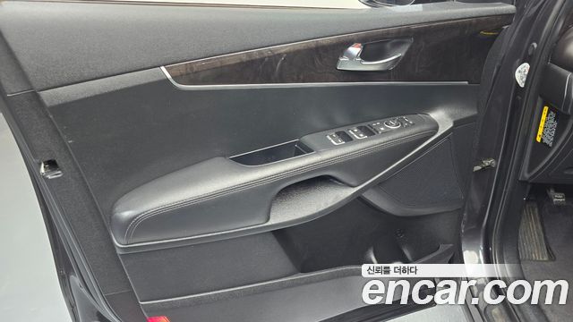 Kia Sorento 2017 — photo 14