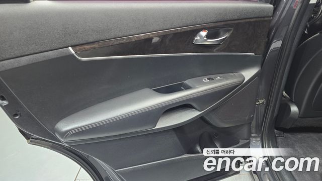 Kia Sorento 2017 — photo 15