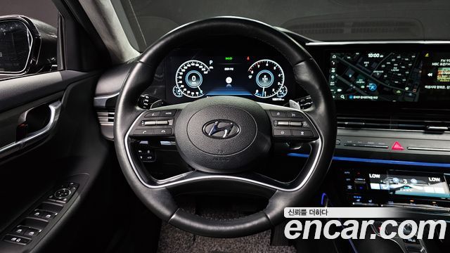 Hyundai Grandeur 2023 — photo 13