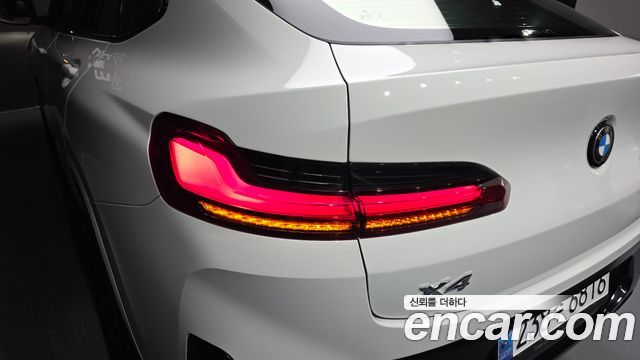 BMW X4 2025 — photo 9