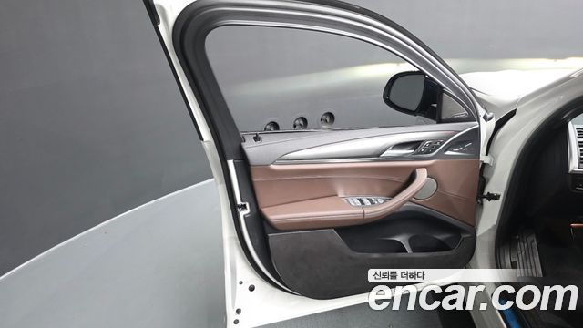 BMW X4 2025 — photo 14