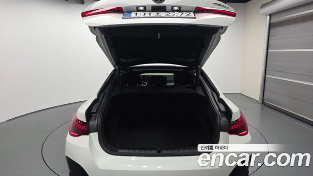 BMW 4-Series 2025 — photo 26