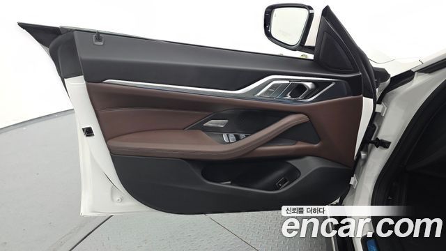 BMW 4-Series 2025 — photo 14
