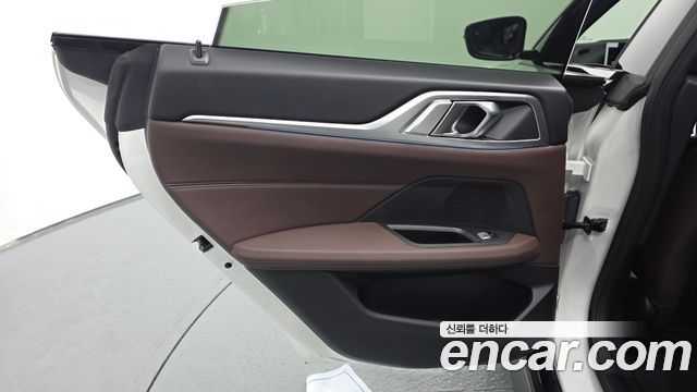 BMW 4-Series 2025 — photo 15