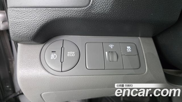Hyundai Starex 2021 — photo 18
