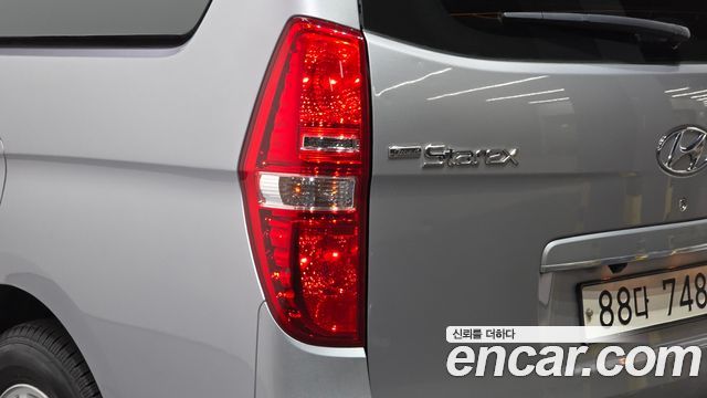 Hyundai Starex 2021 — photo 9