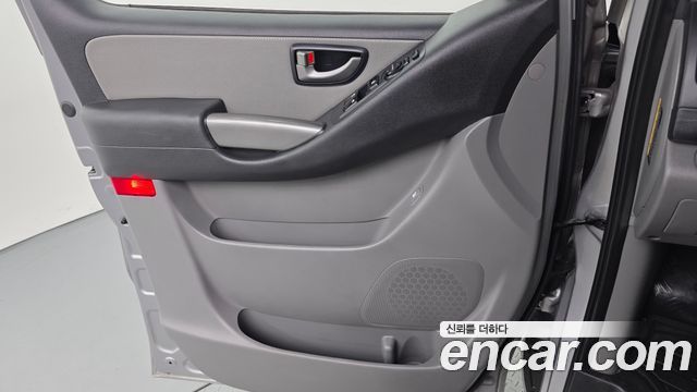 Hyundai Starex 2021 — photo 14