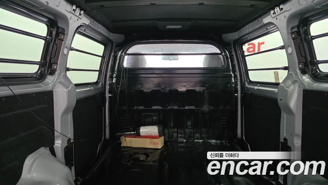 Hyundai Starex 2021 — photo 27