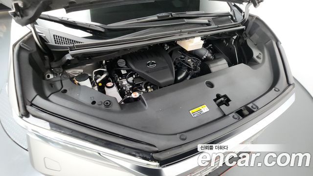 Lexus LM 2025 — photo 6