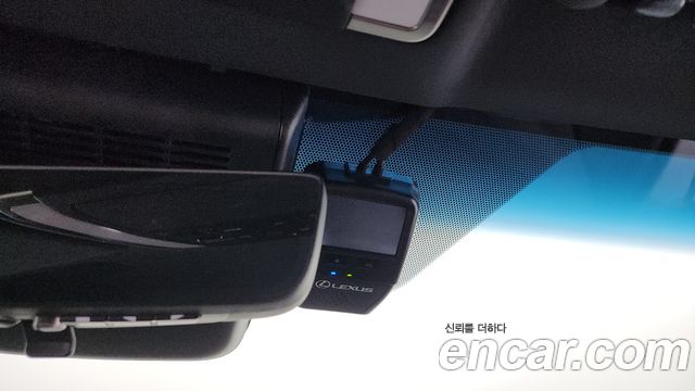 Lexus LM 2025 — photo 23