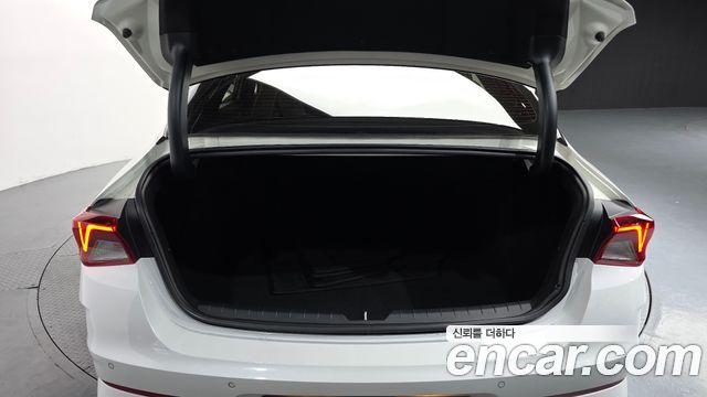 Kia K5 2020 — photo 31