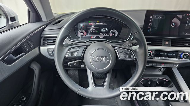 Audi A4 2022 — photo 19