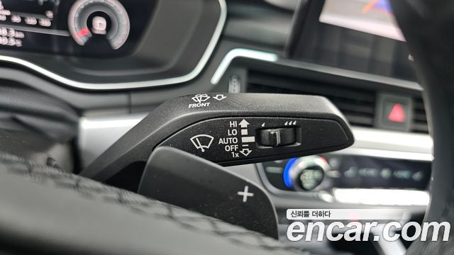 Audi A4 2022 — photo 27