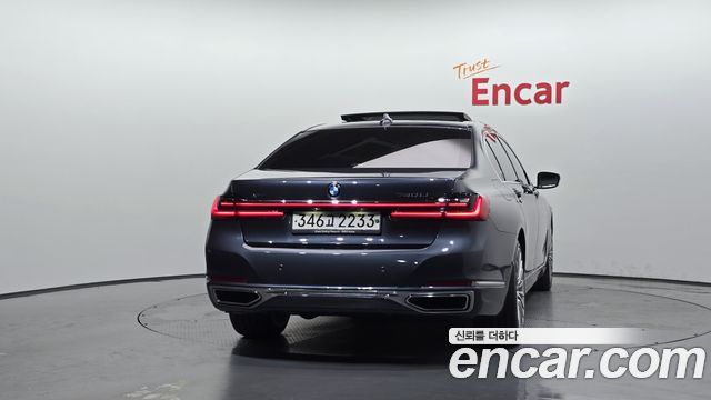 BMW 7-Series 2020 — photo 4