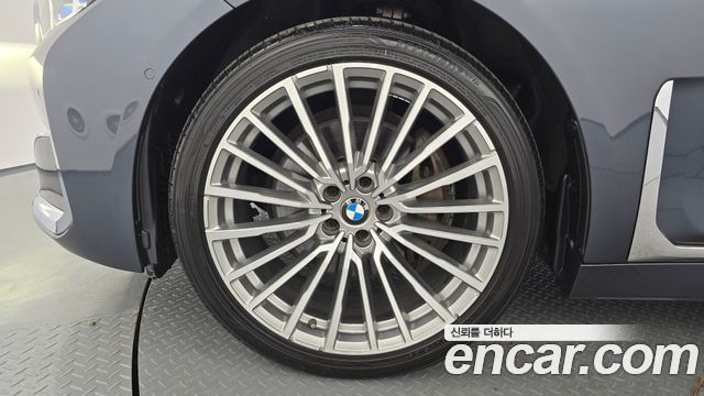 BMW 7-Series 2020 — photo 5