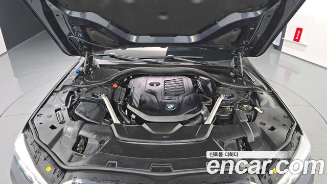BMW 7-Series 2020 — photo 6