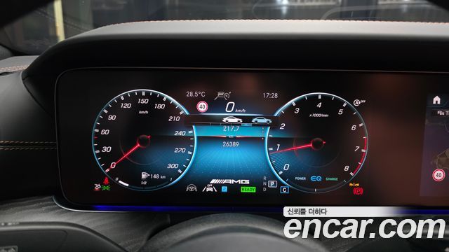 Mercedes-Benz AMG GT 2023 — photo 11