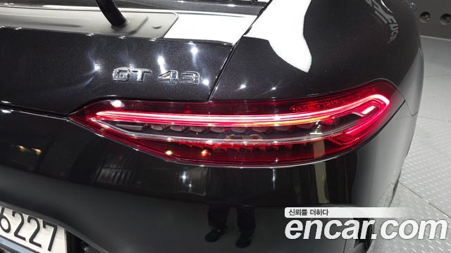 Mercedes-Benz AMG GT 2023 — photo 9