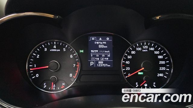 Kia K3 2014 — photo 8