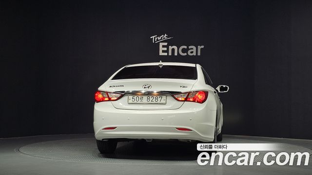 Hyundai Sonata 2010 — photo 4