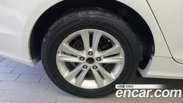 Hyundai Sonata 2010 — photo 5