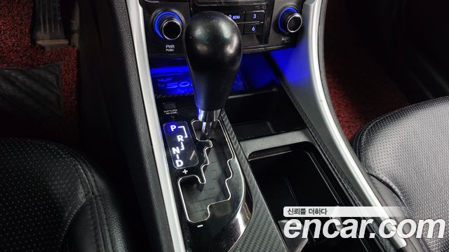 Hyundai Sonata 2010 — photo 9