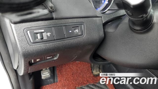 Hyundai Sonata 2010 — photo 14