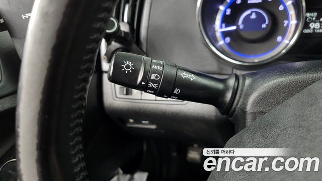 Hyundai Sonata 2010 — photo 15