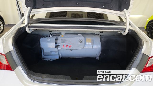 Hyundai Sonata 2010 — photo 20