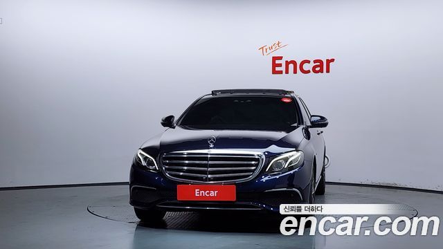 Mercedes-Benz E-Class 2019 — photo 3