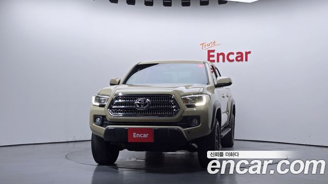 Toyota Tacoma 2017 — photo 3