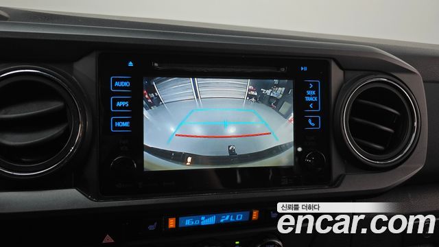 Toyota Tacoma 2017 — photo 21