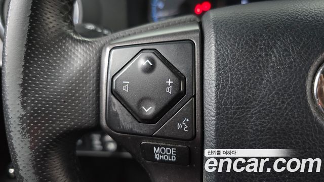 Toyota Tacoma 2017 — photo 30