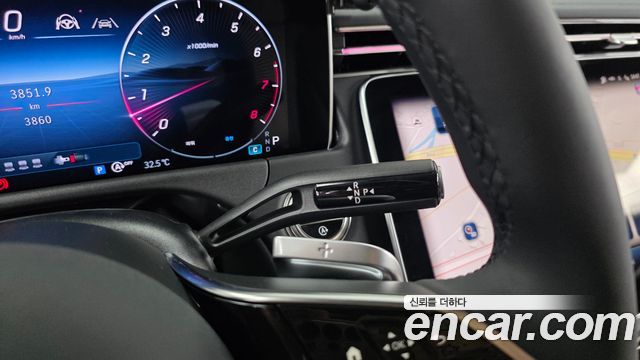 Mercedes-Benz E-Class 2026 — photo 12